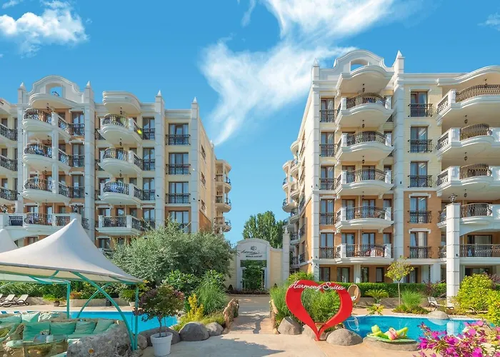 Harmony Grand Апартхотел 4*