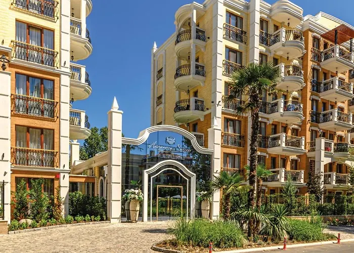 Harmony Grand Апартхотел 4*