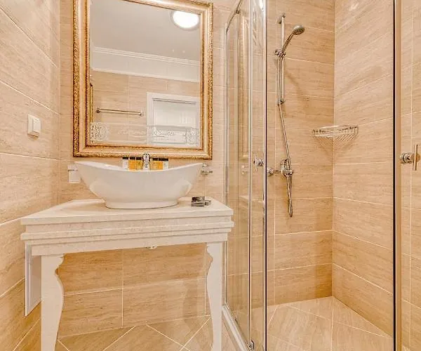 Апартхотел Harmony Grand