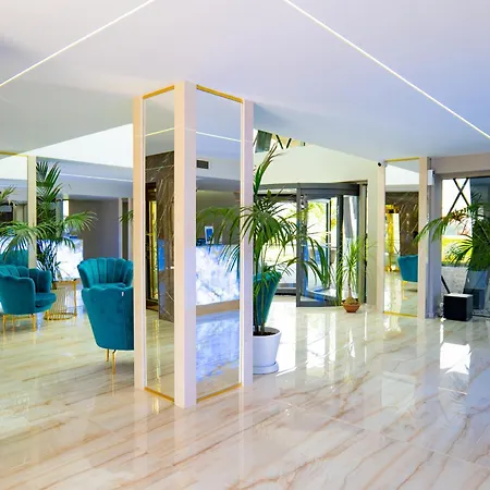 شقة فندقية Harmony Grand 2*