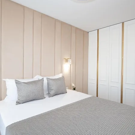 Harmony Grand Lägenhetshotell Slăntjev Brjag