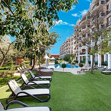 Harmony Grand Lejlighedshotel 4*