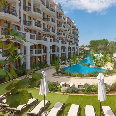 Lägenhetshotell Harmony Grand Slăntjev Brjag