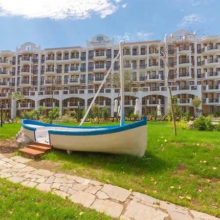 Harmony Grand 2* Napospart